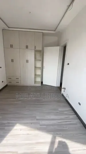 4bdrm Apartment in Upper Nile, Yeka for sale