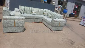 L+1 New Design Sofa Best Color