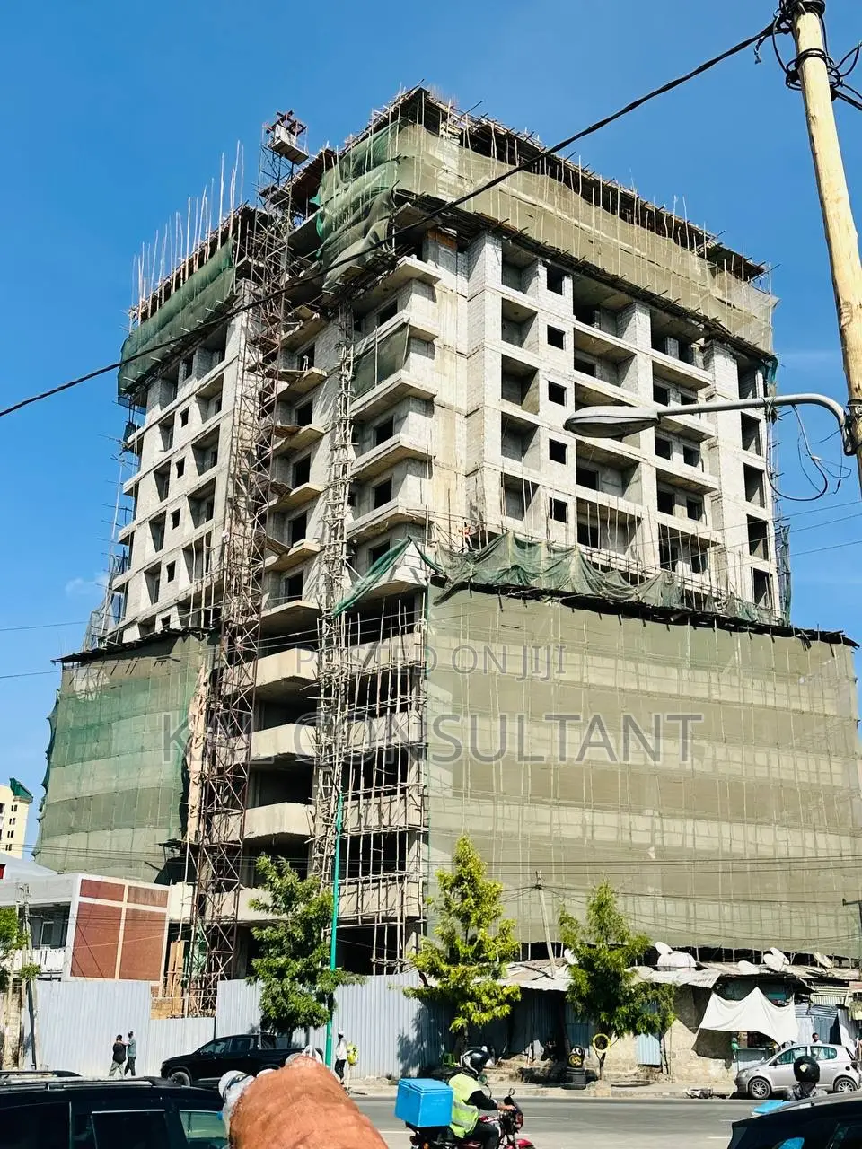 4bdrm Apartment in እልፍኝ, Kirkos for sale