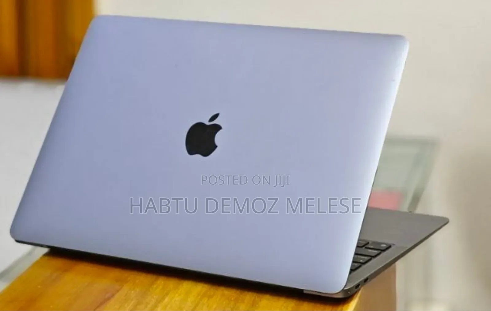 New Laptop Apple MacBook Air 2020 M1 8GB Intel Core I5 SSD 256GB