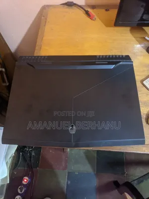 New Laptop Alienware M17x R2 32GB Intel Core 7 HDD+SSD 1.5T
