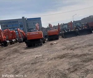 Hitachi Excavator for Sale 7g