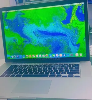 New Laptop Apple MacBook Pro M1 8GB Intel Core I7 SSD 256GB