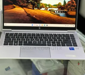 New Laptop HP EliteBook 840 G8 16GB Intel Core I5 SSD 512GB