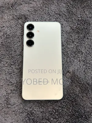 New Samsung Galaxy S25 128 GB