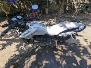 TVS Apache 180 RTR 2018 White
