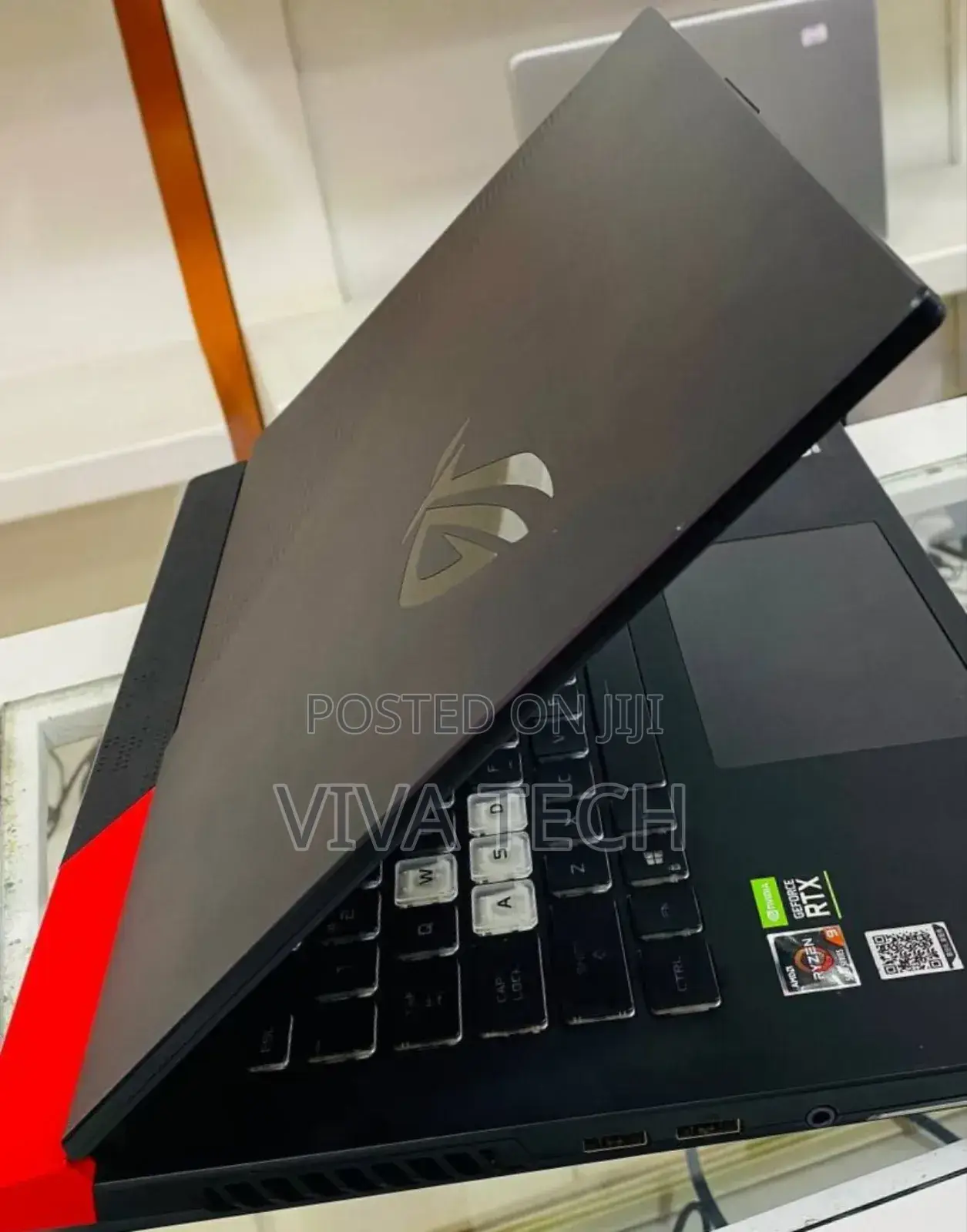 New Laptop Asus ROG Strix G15 16GB AMD Ryzen 9 SSD 512GB