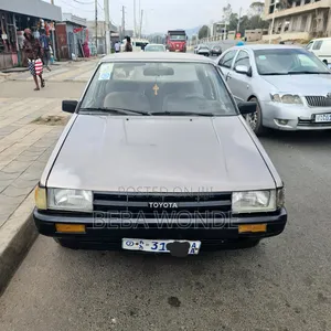 Toyota Corolla 1987 Brown