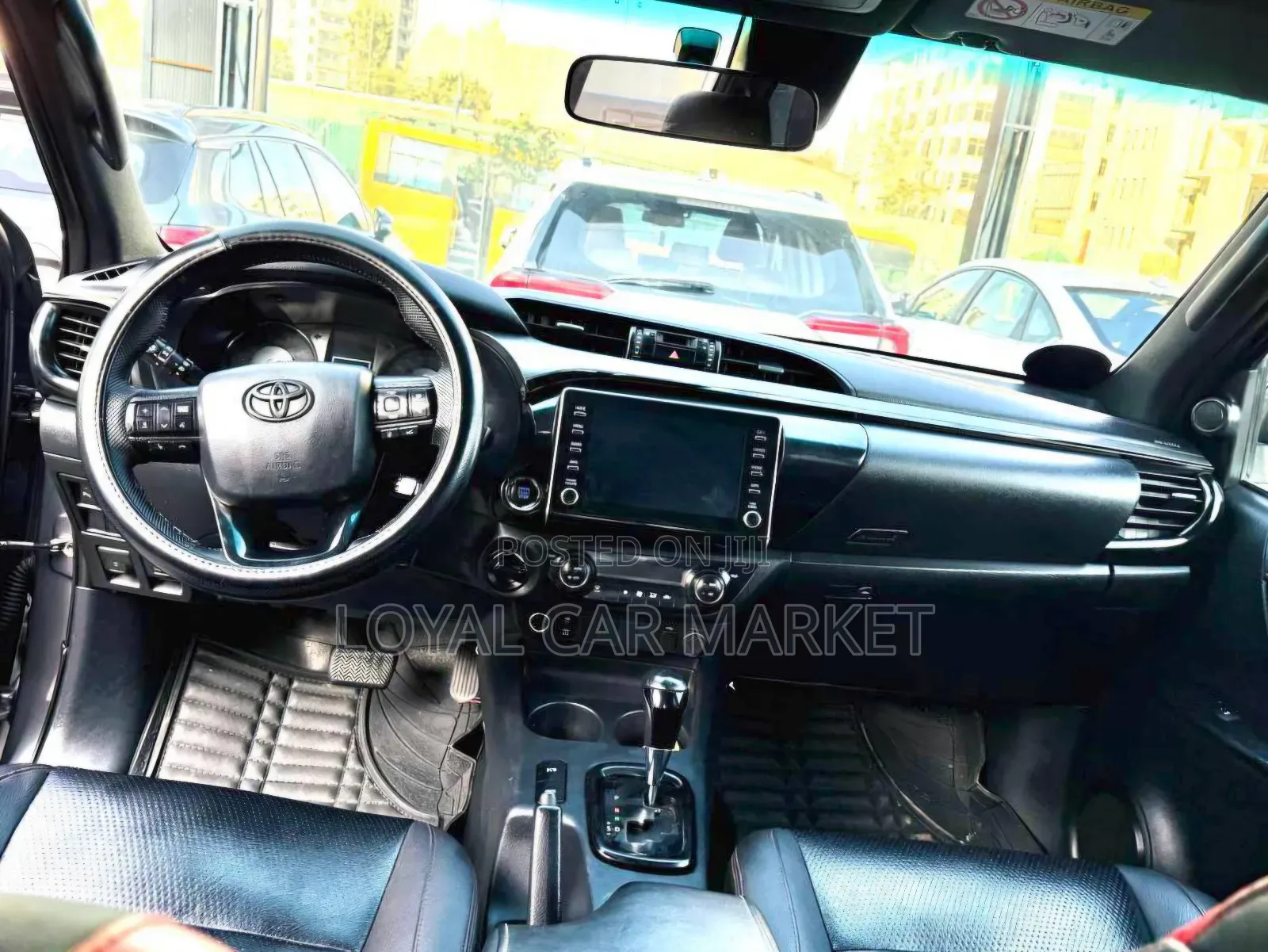 Toyota Hilux 2023 Gray