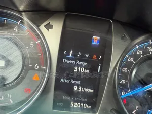 Toyota Hilux 2023 Gray