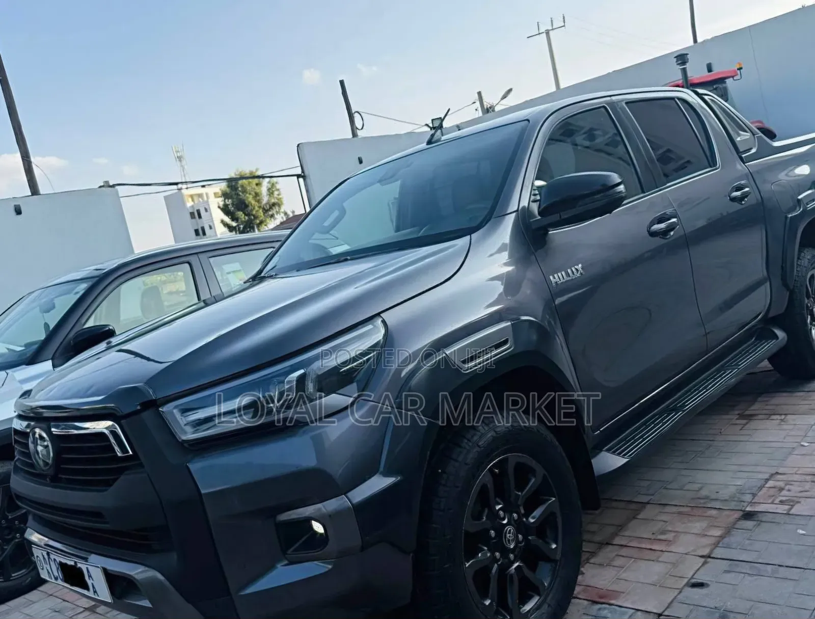 Toyota Hilux 2023 Gray