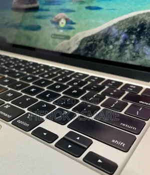 New Laptop Apple MacBook Air 16GB Apple M1 SSD 256GB