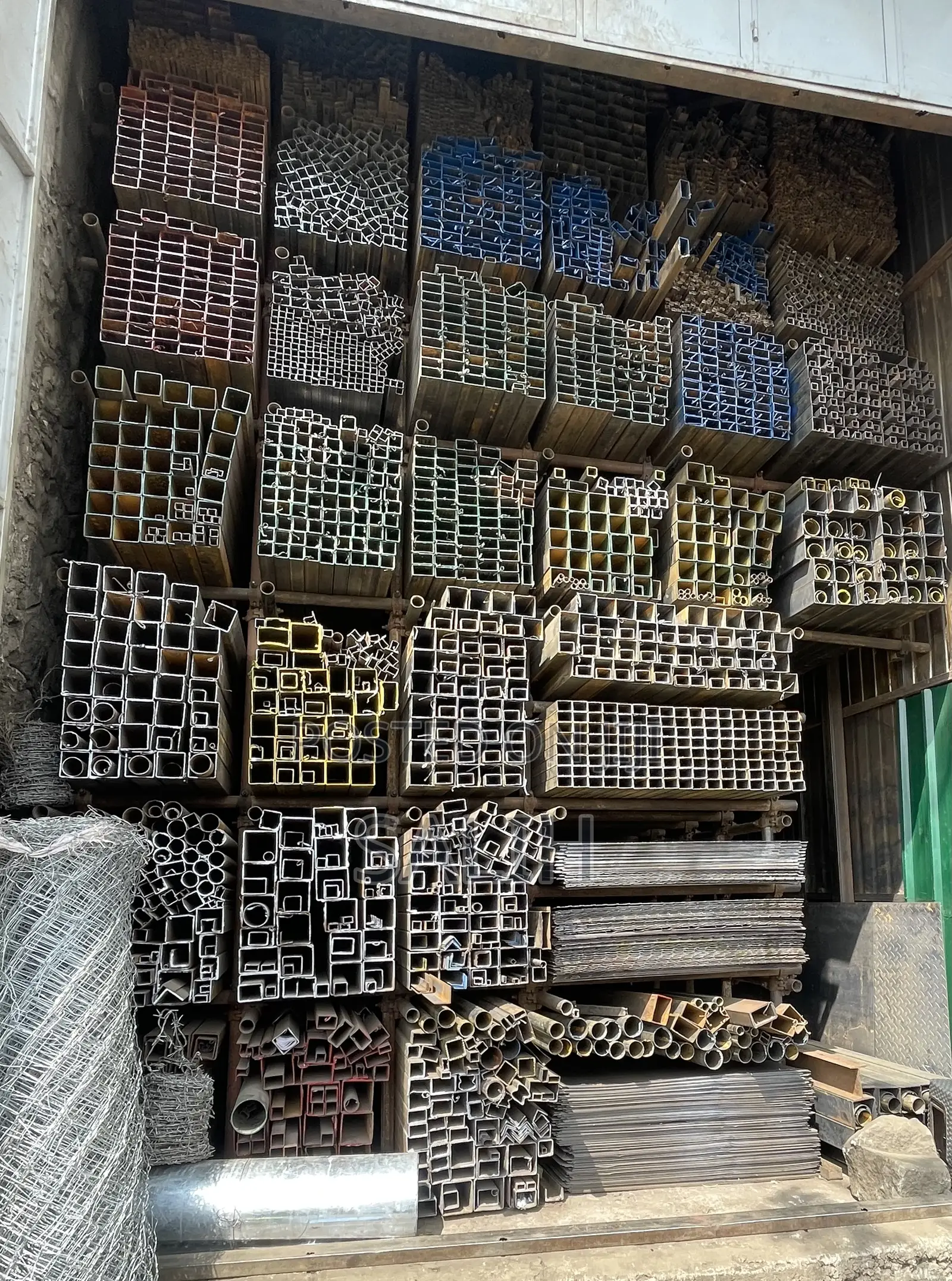 RHS ( ትቦላሬ) CHS (ክብ ብረት) Angle , Sheet Metal