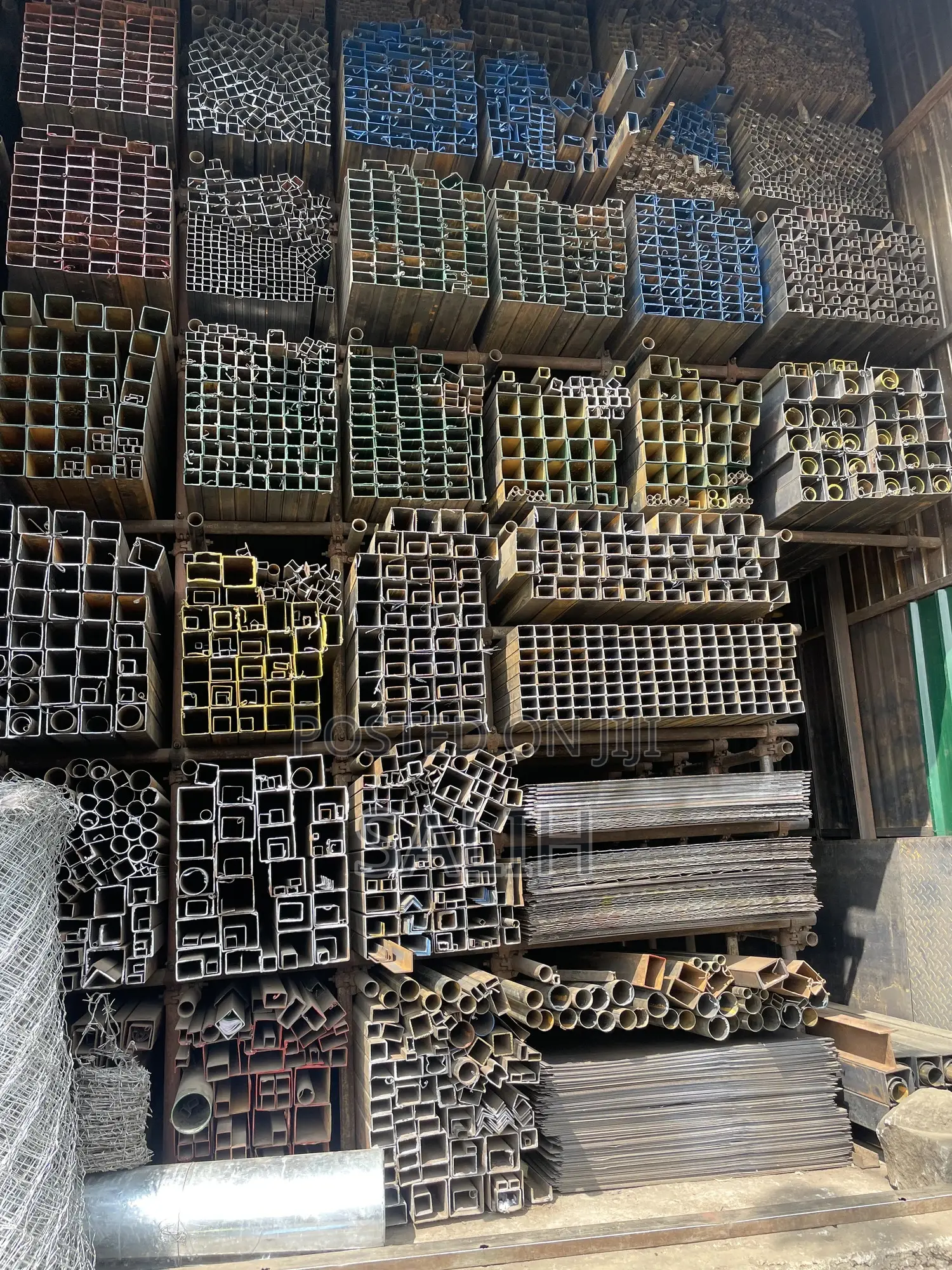 RHS ( ትቦላሬ) CHS (ክብ ብረት) Angle , Sheet Metal