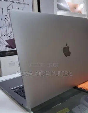 New Laptop Apple MacBook Pro M1 8GB Apple M1 Pro SSD 256GB