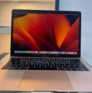 New Laptop Apple MacBook Pro 2019 8GB Intel Core I5 SSD 256GB