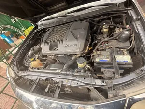 Toyota Hilux 2.5 D-4D 4X4 SRX 2012 Gray