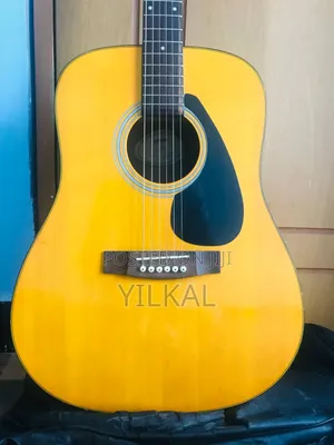 Yamaha F340 Guitar