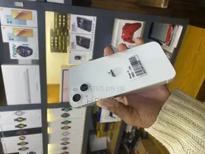 Apple iPhone 13 128 GB White