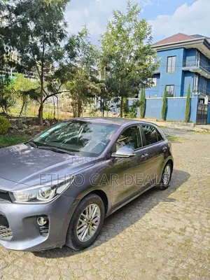 Kia Rio EX Hatchback 2018 Gray