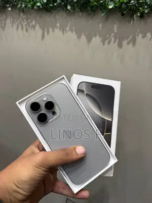 New Apple iPhone 16 Pro 128 GB Silver