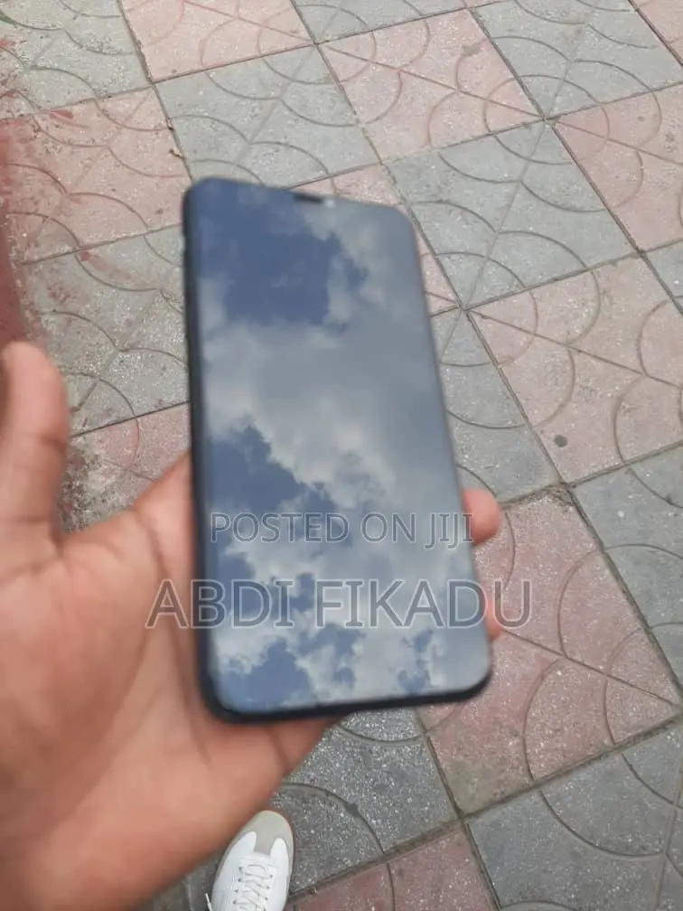 New Apple iPhone 11 Pro Max 512 GB Green