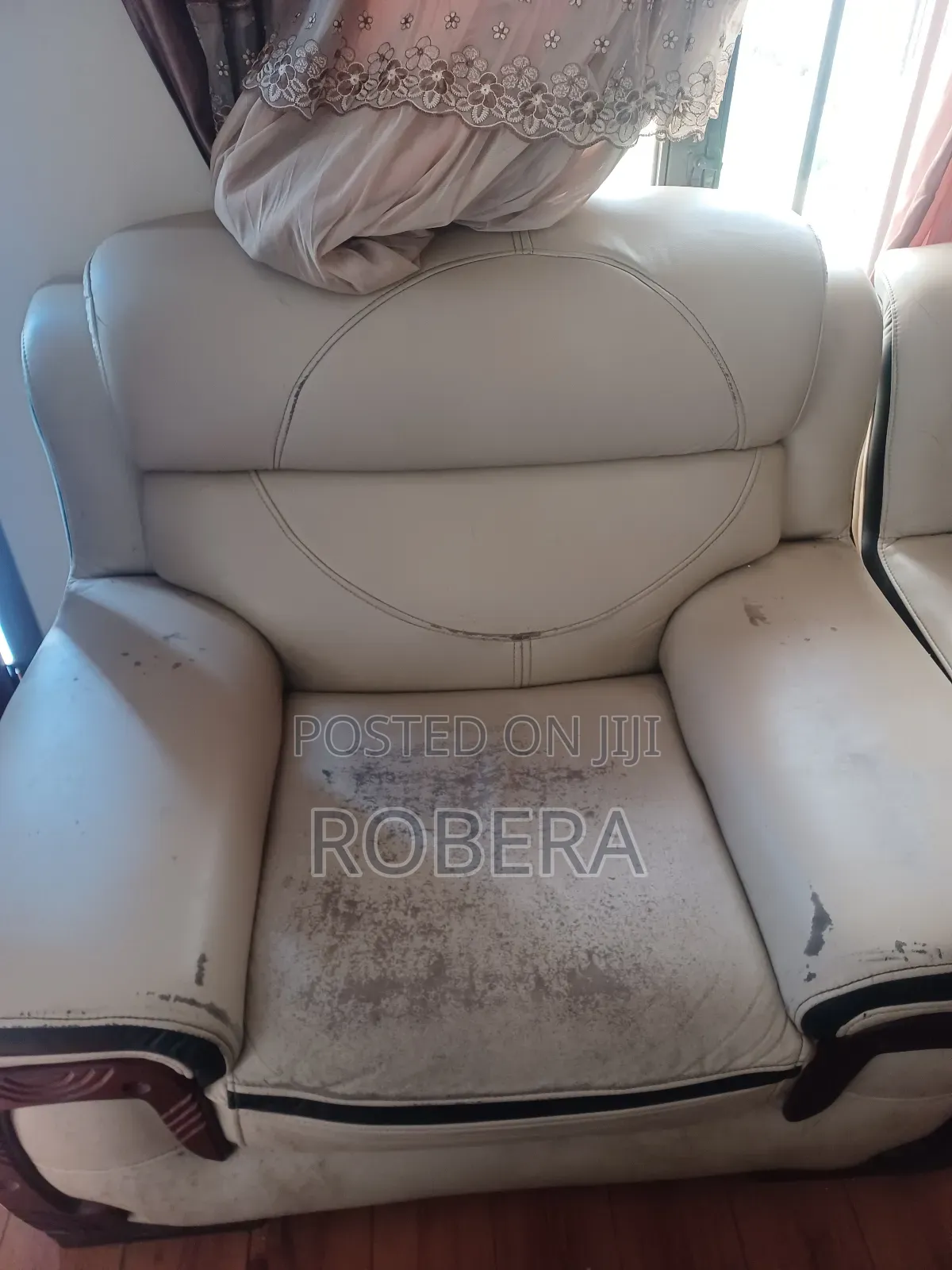 4 Pieces of Leather Sofa