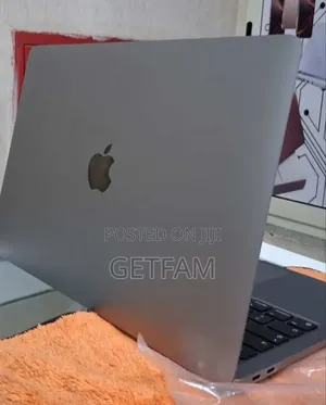 New Laptop Apple MacBook Air 2020 M1 8GB Apple M1 SSD 256GB