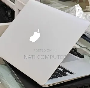 New Laptop Apple MacBook Pro 2017 8GB Intel Core I7 SSD 512GB