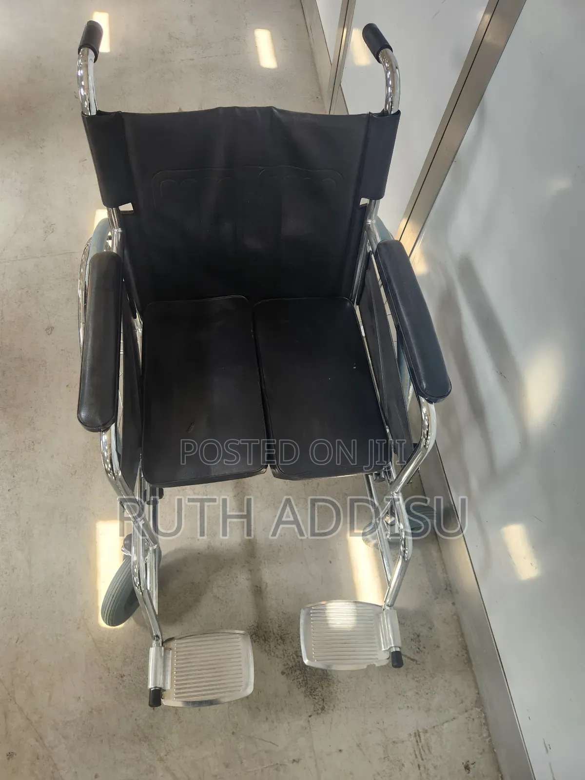 Foldable የሚመች ዊልቸር妖怪wheelchair背部አልሙኒየም ዊልቸር Wheelchair忝肇የሚታጠፍ ዊልቸር