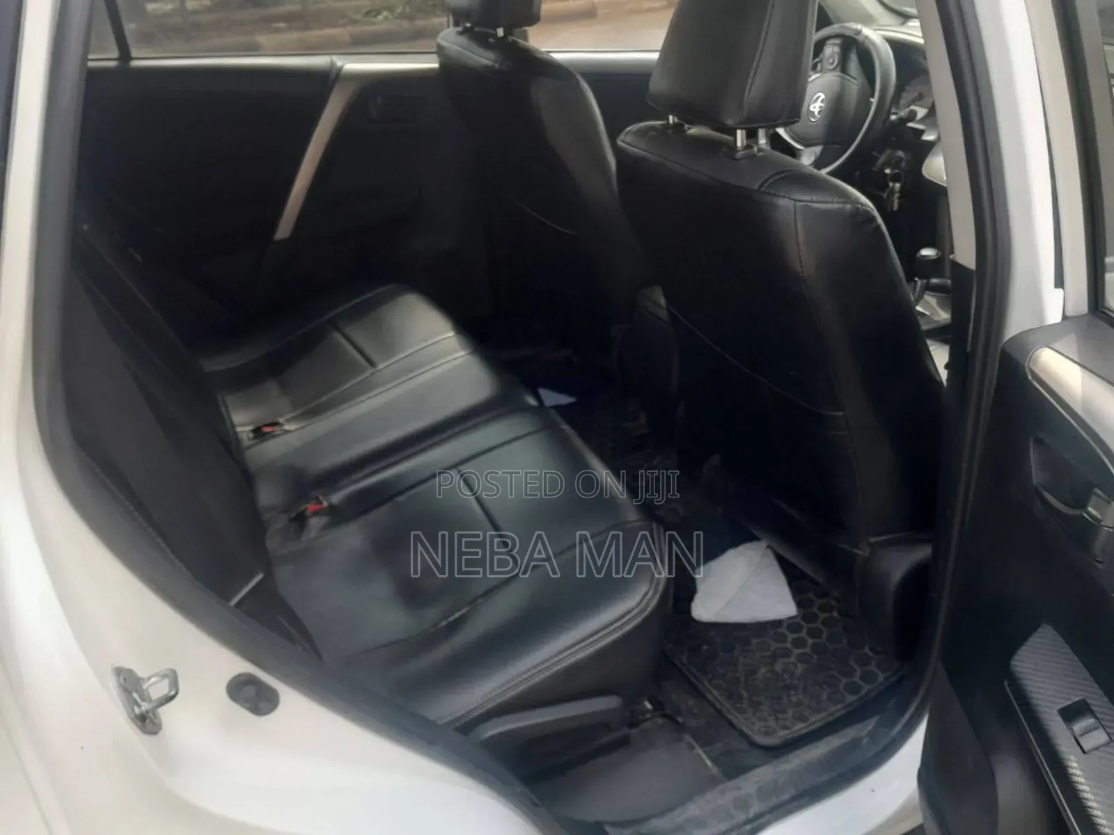 Toyota RAV4 2015 White