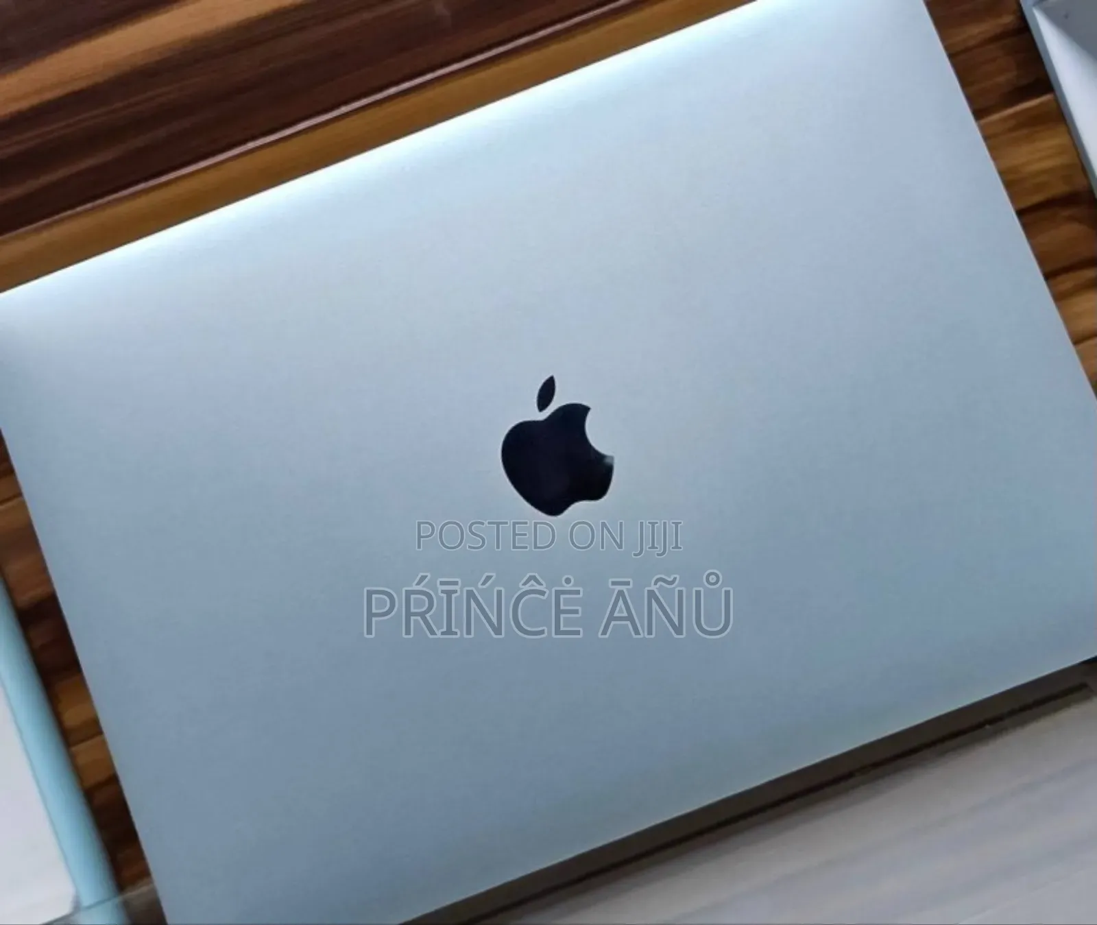 New Laptop Apple MacBook Pro 2019 8GB Intel Core I5 SSD 128GB