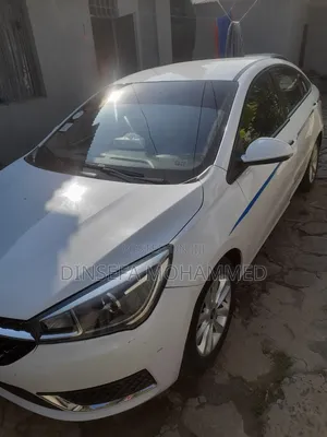 Photo - Chery Arrizo 5 2023 White