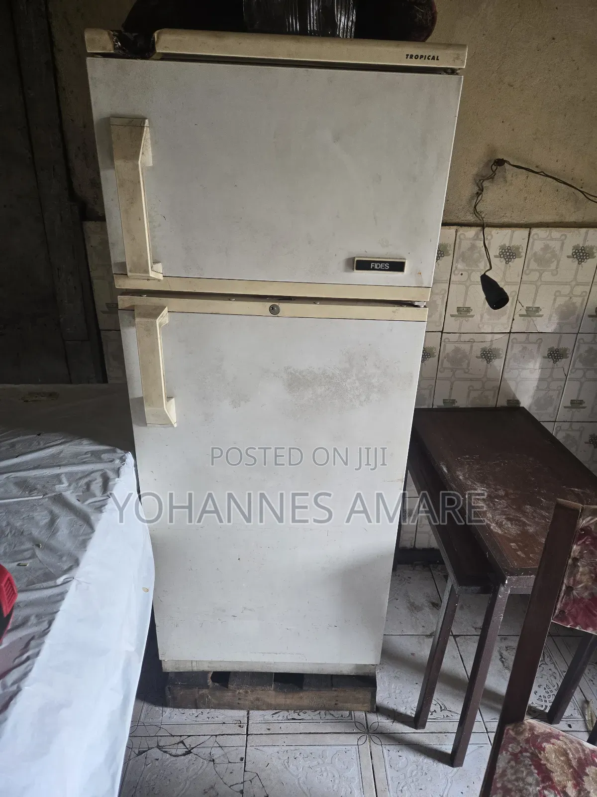 ፍሪጅ Fids Old Referegerator