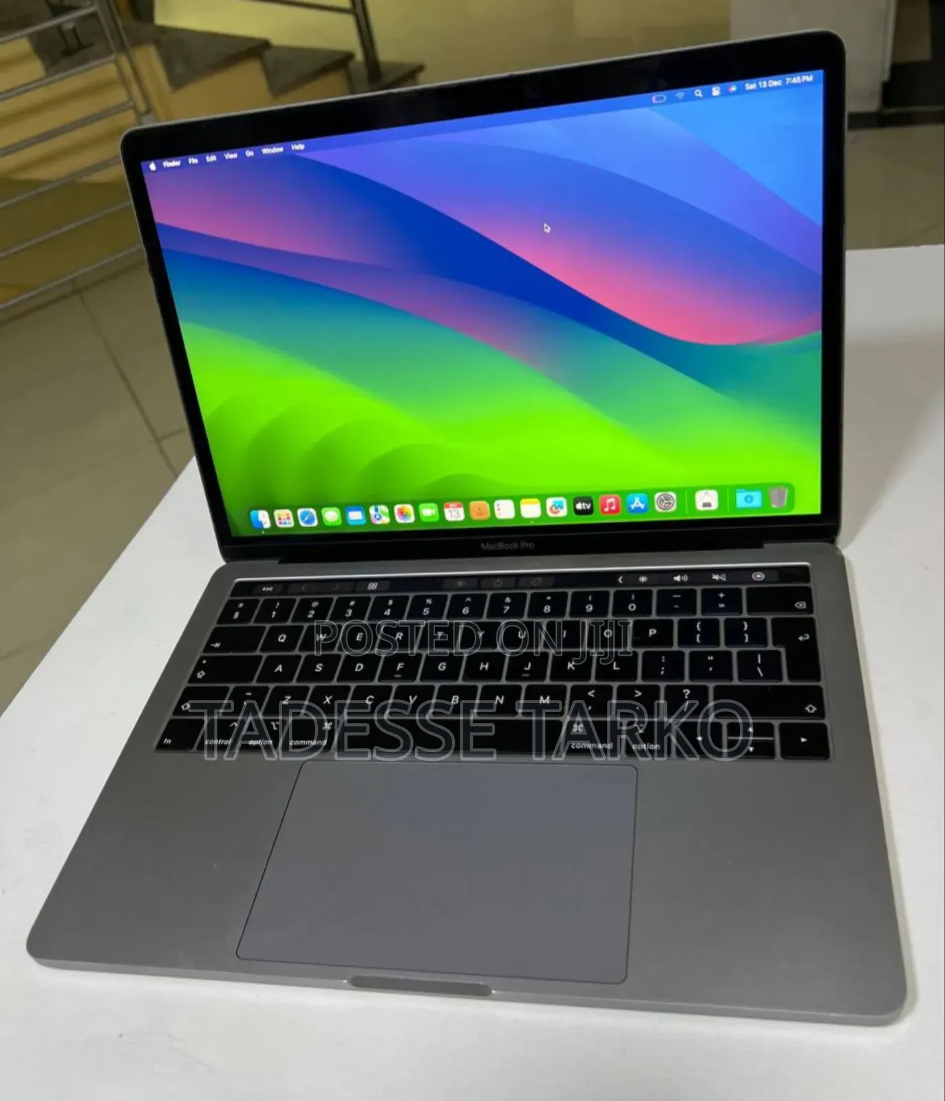 New Laptop Apple MacBook 2019 8GB Intel Core I5 SSD 128GB