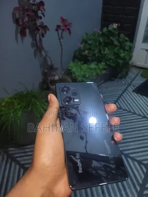 Photo - Xiaomi Redmi Note 12 Pro 5G 128 GB Black