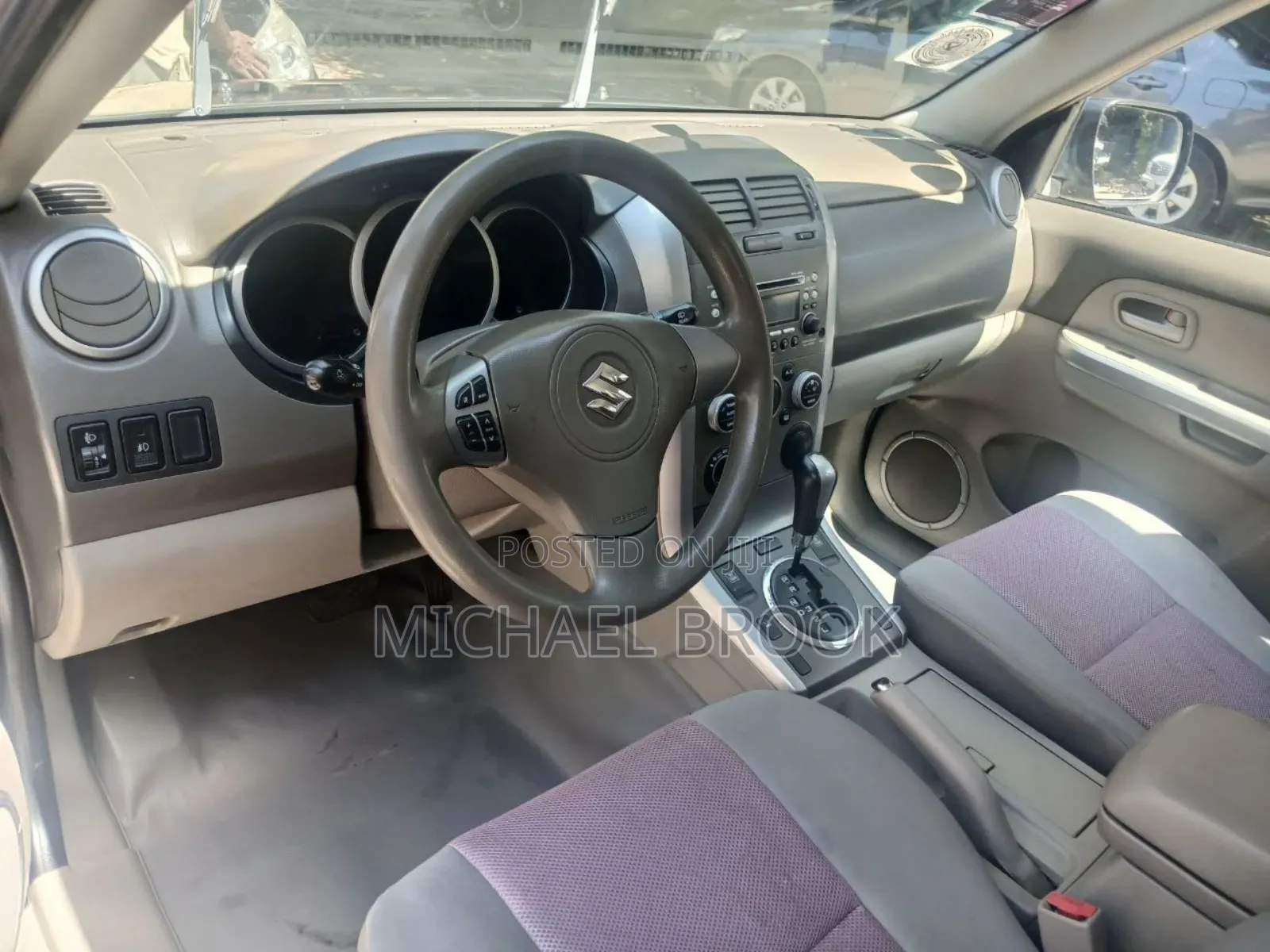 Suzuki Grand Vitara 2011 Black