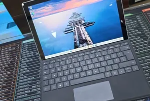 Photo - New Laptop Microsoft Surface Pro 7 8GB Intel Core I5 SSD 256GB