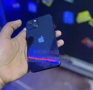 Photo - Apple iPhone 13 128 GB Black