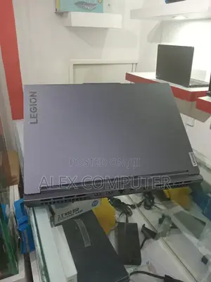 New Laptop Lenovo 16GB Intel Core i7 SSD 1T