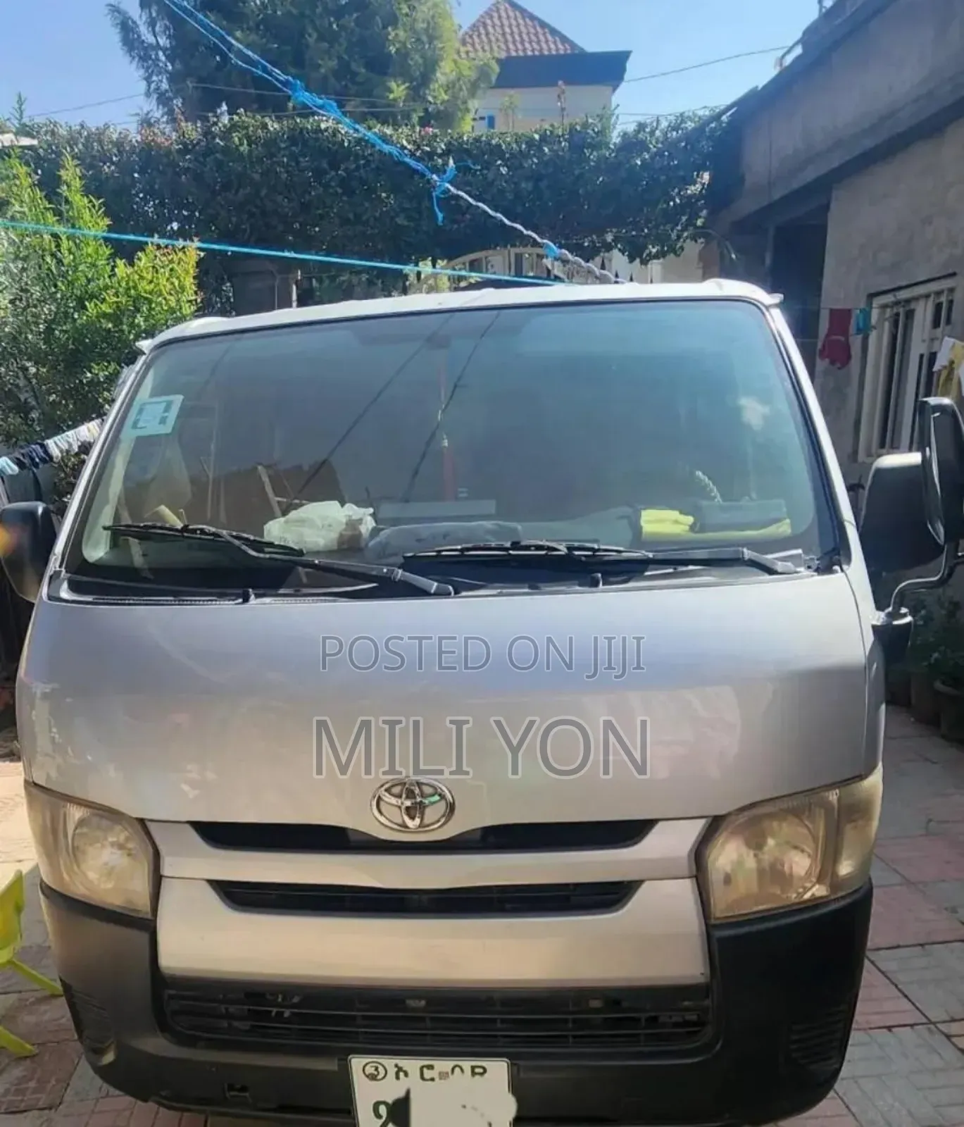 Toyota HiAce 2016 Silver