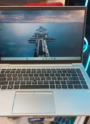 New Laptop HP EliteBook 840 G8 16GB Intel Core I5 SSD 512GB