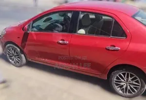 Toyota Yaris 2008 Red