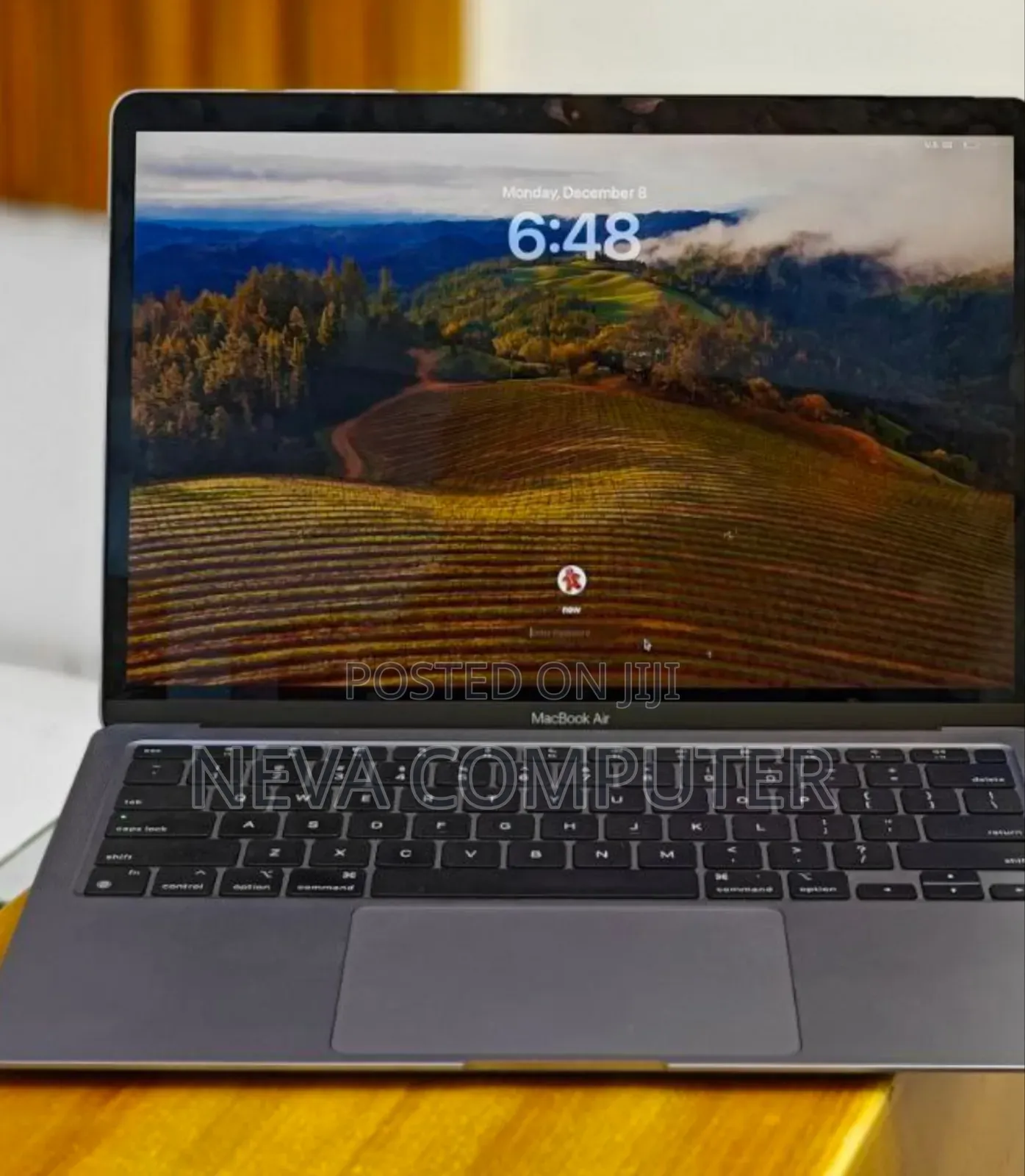 New Laptop Apple MacBook Air 2020 M1 8GB Apple M1 SSD 256GB