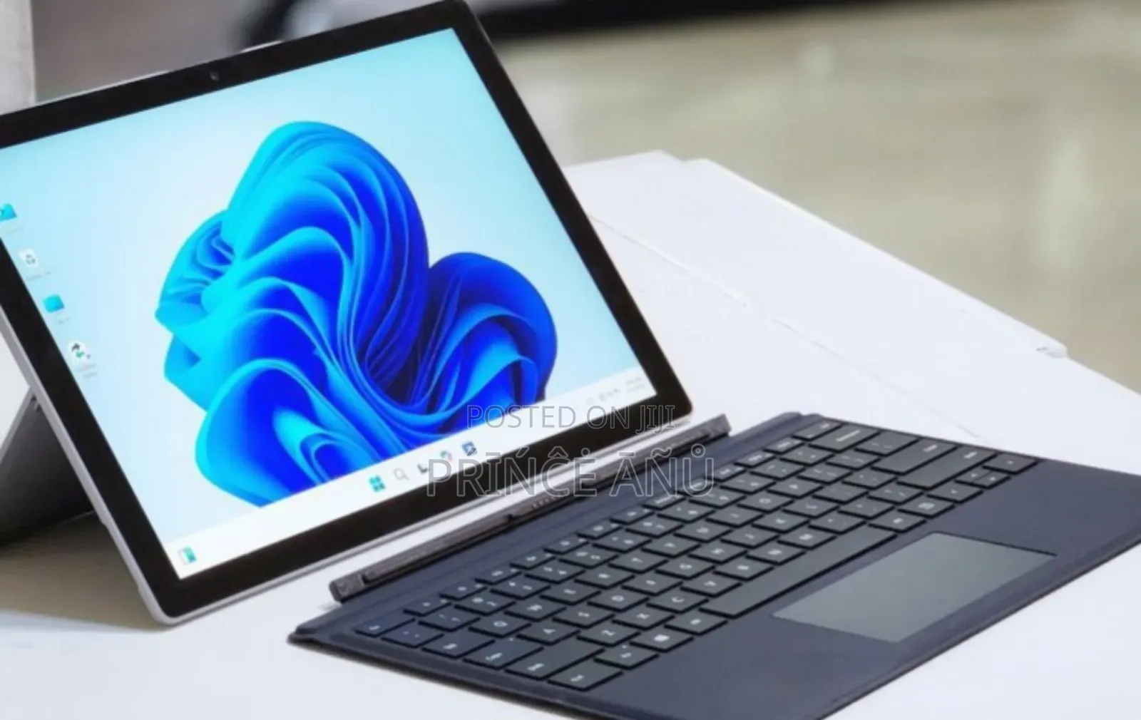 New Laptop Microsoft Surface Pro 6 8GB Intel Core I7 SSD 256GB