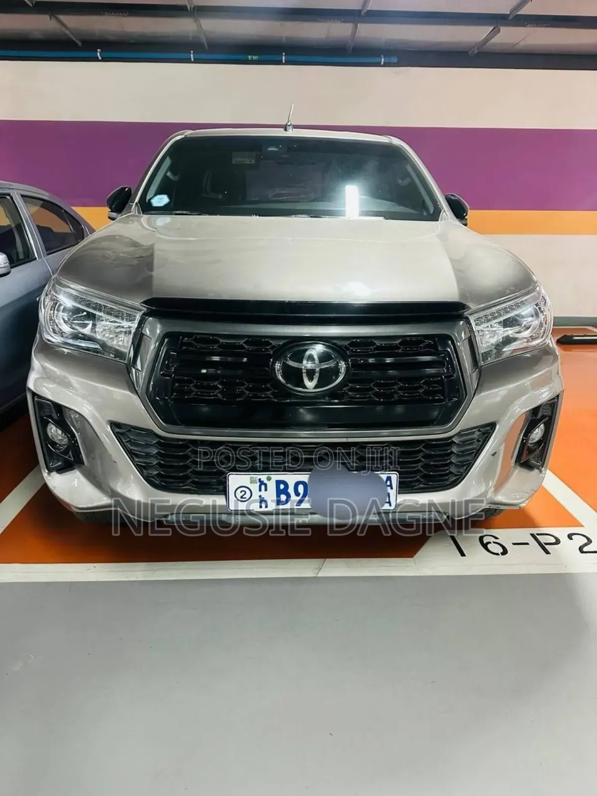 Toyota Hilux 2020 Silver