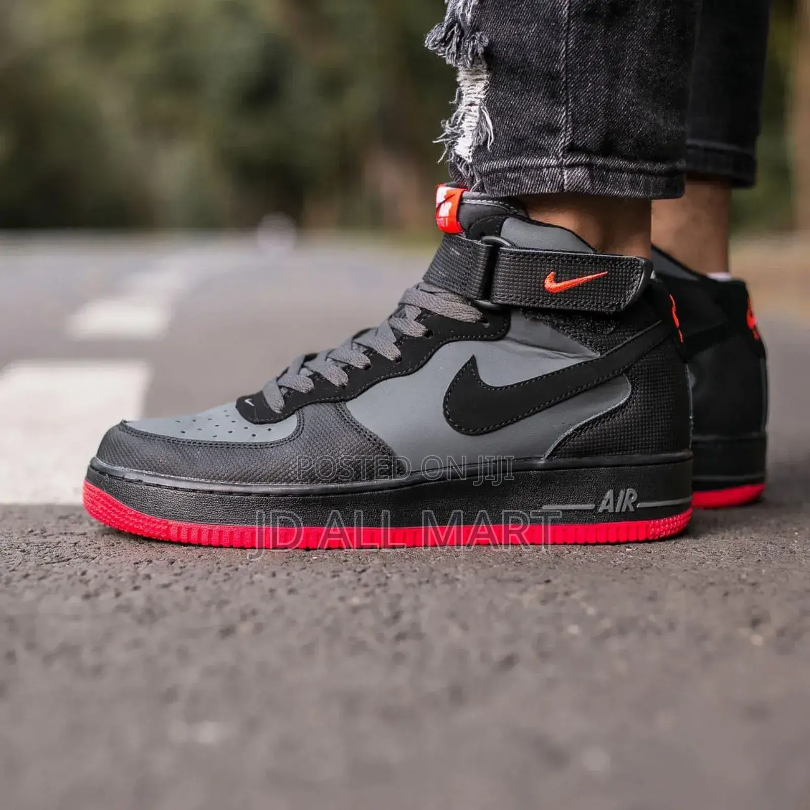 Nike Air Force 1