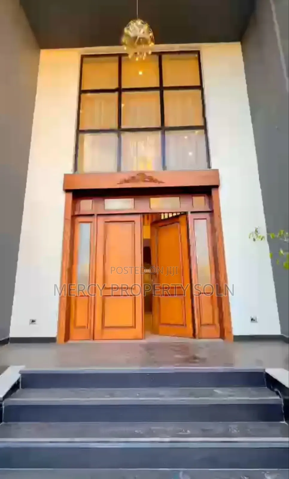 Furnished 8bdrm House in Bole for sale