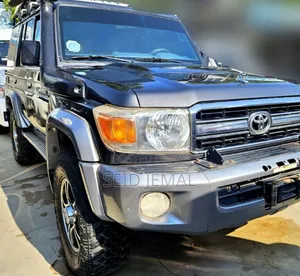 Toyota Land Cruiser 2014 Matt Black