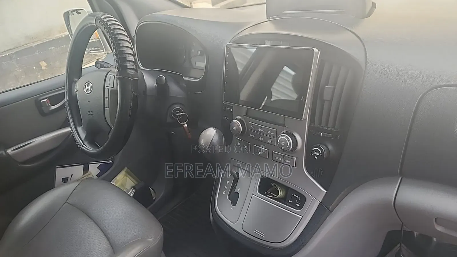 Hyundai Starex 2015 Silver